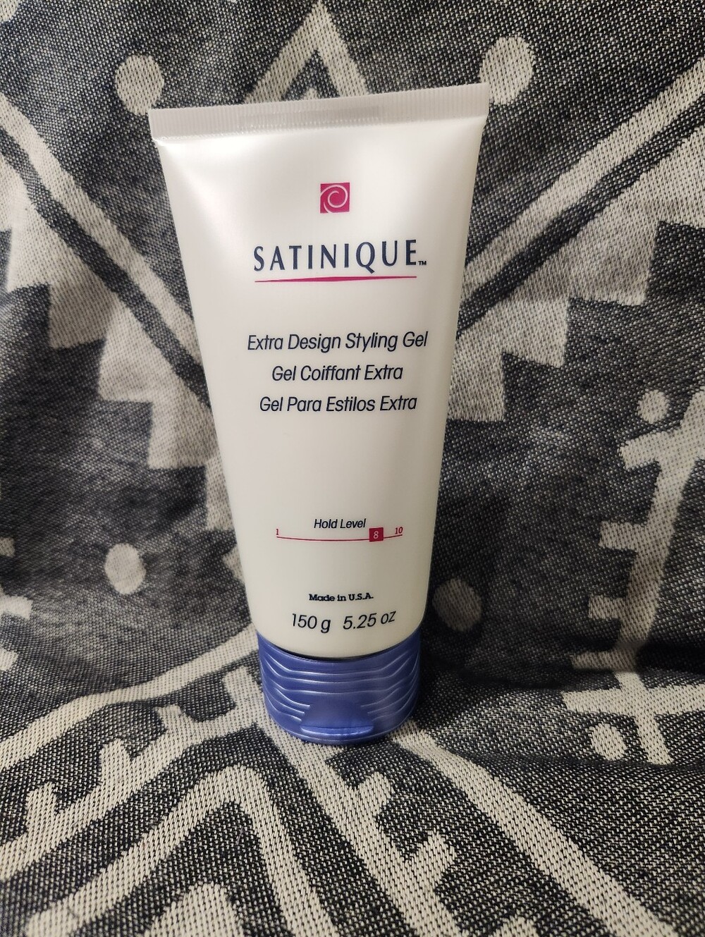 Amway SATINIQUE 5.25oz 150g Extra Design Styling Gel Hold Level 8 - Made In USA
